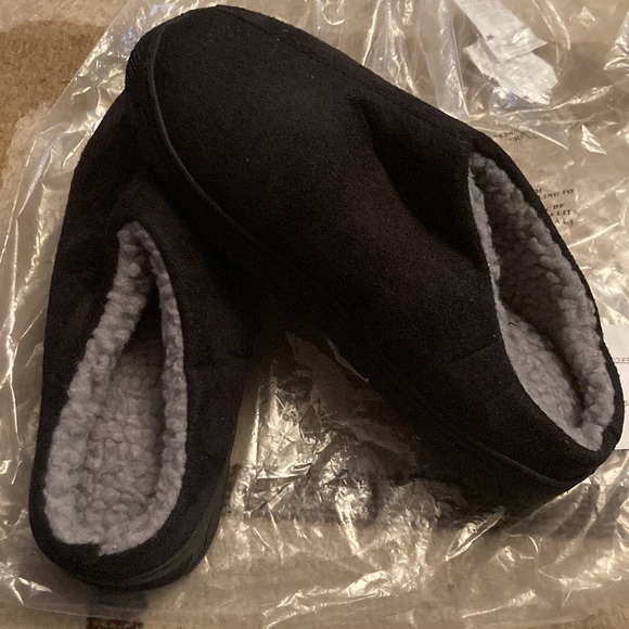 Classic Unisex Slipper size medium 5-6 With Rubber Bottom - Picture 4 of 6